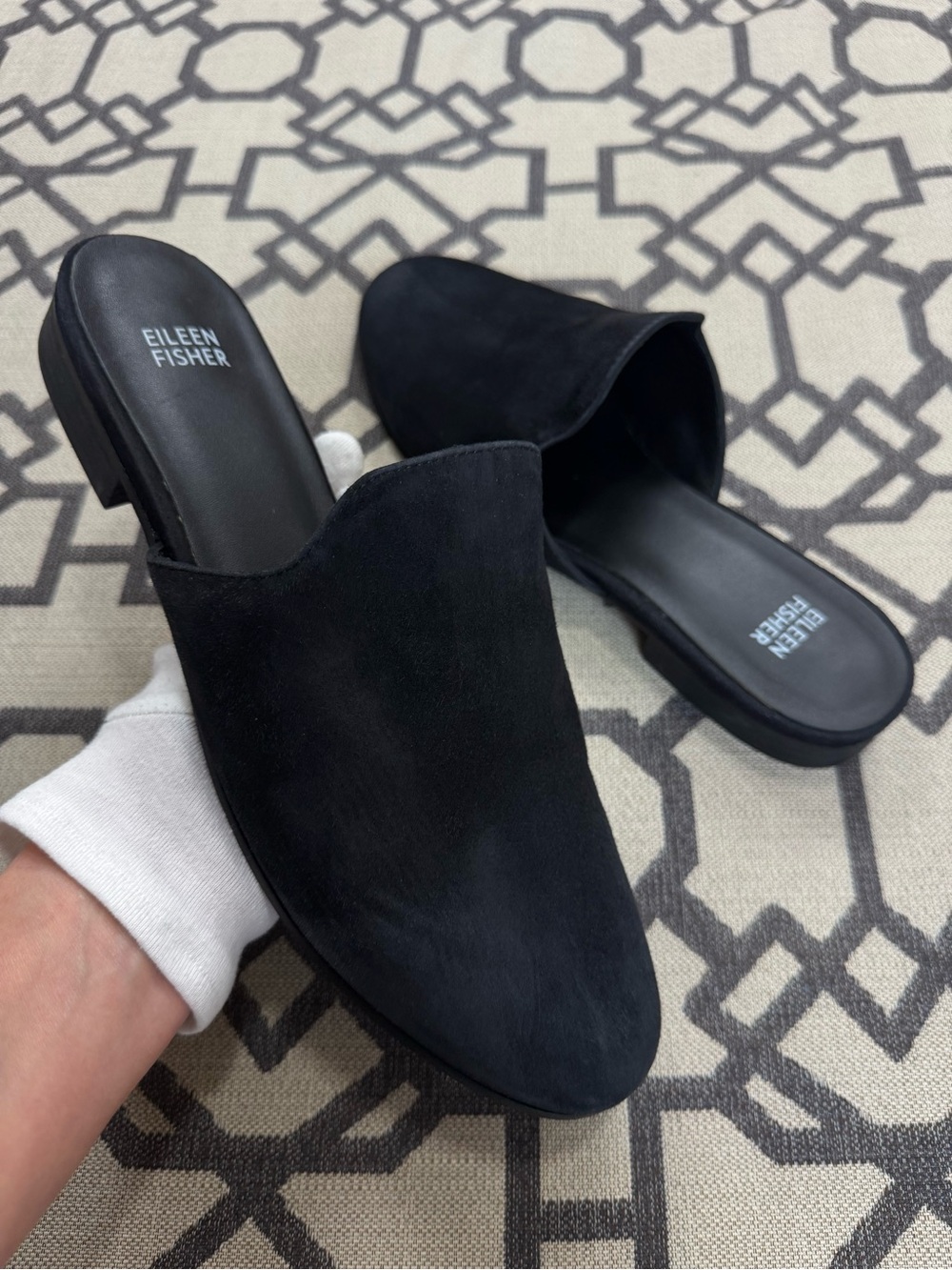 Eileen Fisher Dion Black Suede Almond Toe Flat Mules Slides Shoes Size 10